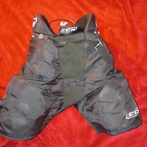 Jr CCM Hockey Pant - size small